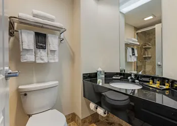 Best Western Plus InnTowner Madison hotel thumbnail 6