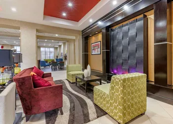 Comfort Suites Florence I-95 hotel thumbnail 2