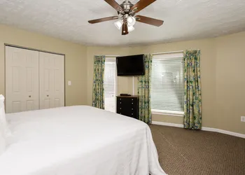 Country Club Villas hotel thumbnail 6