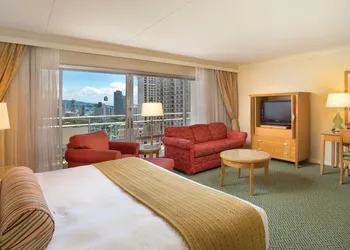 Waikiki Marina Resort at the Ilikai hotel thumbnail 5