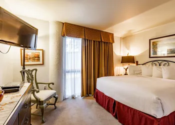 Silver King by All Seasons Resort Lodging hotel thumbnail 2