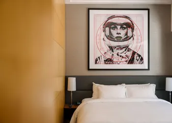 Soho Hotel Toronto hotel thumbnail 2