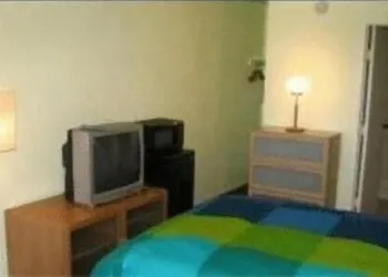 Sequoia Inn hotel thumbnail 5