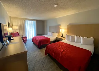 Penticton Lakeside Resort and Conference Centre hotel thumbnail 6