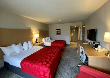 Penticton Lakeside Resort and Conference Centre hotel thumbnail 7