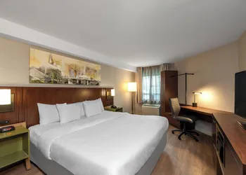 Comfort Inn Parry Sound hotel thumbnail 8