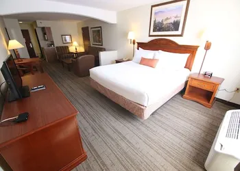 Crown Pointe Lodge, BW Signature Collection hotel thumbnail 5