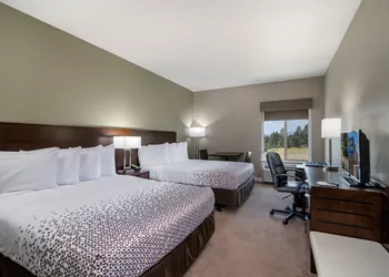 HillSide Inn hotel thumbnail 6