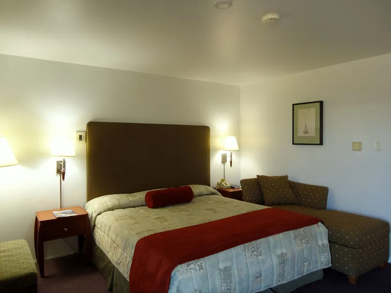 Maple Inn & Suites hotel detail image 6