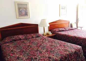 Maple Inn & Suites hotel thumbnail 7