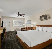 La Fuente Inn & Suites hotel detail image 7