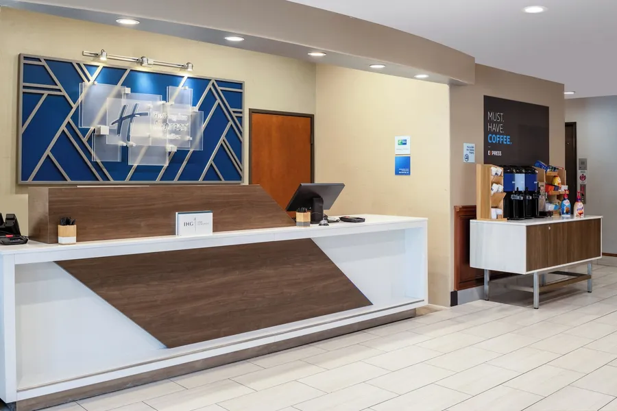 Holiday Inn Express Vancouver North - Salmon Creek by IHG hotel detail image 2