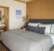 Malibu Beach Inn hotel detail image 5