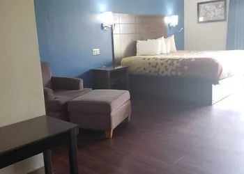 Baymont by Wyndham Bay City hotel thumbnail 7