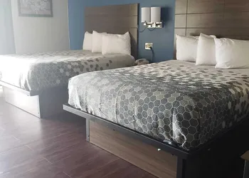 Baymont by Wyndham Bay City hotel thumbnail 8