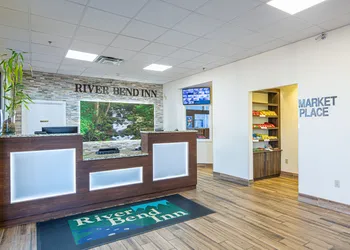 River Bend Inn hotel thumbnail 3
