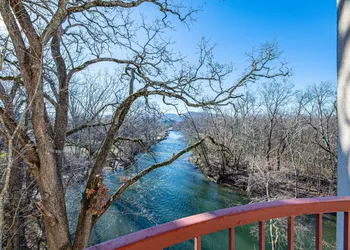 River Bend Inn hotel thumbnail 7