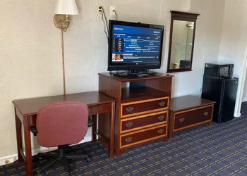 Sherwood Motel hotel thumbnail 6