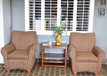 Americas Best Value Inn & Suites St. Cloud hotel thumbnail 4