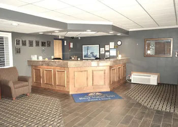 Americas Best Value Inn & Suites St. Cloud hotel thumbnail 5