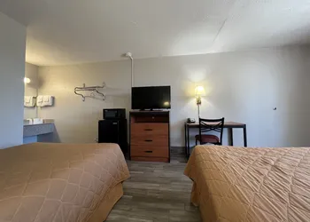 EZ Travel Inn hotel thumbnail 4