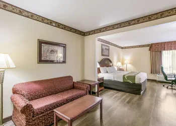 Quality Inn & Suites Bel Air I-95 Exit 77A hotel thumbnail 4