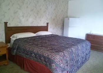 Val U Stay Inn and Suites hotel thumbnail 3