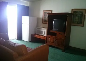 Val U Stay Inn and Suites hotel thumbnail 7
