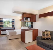 Microtel Inn & Suites by Wyndham Sainte Genevieve hotel detail image 3