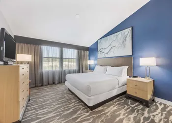DoubleTree Suites by Hilton Hotel Huntsville South hotel thumbnail 5
