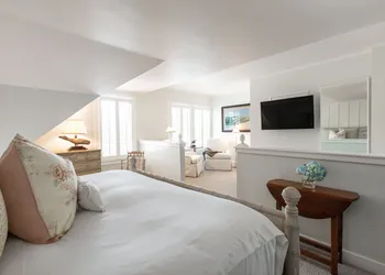 The Wauwinet hotel thumbnail 8