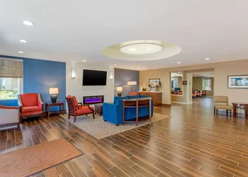 Comfort Inn & Suites near Ontario Airport hotel thumbnail 3