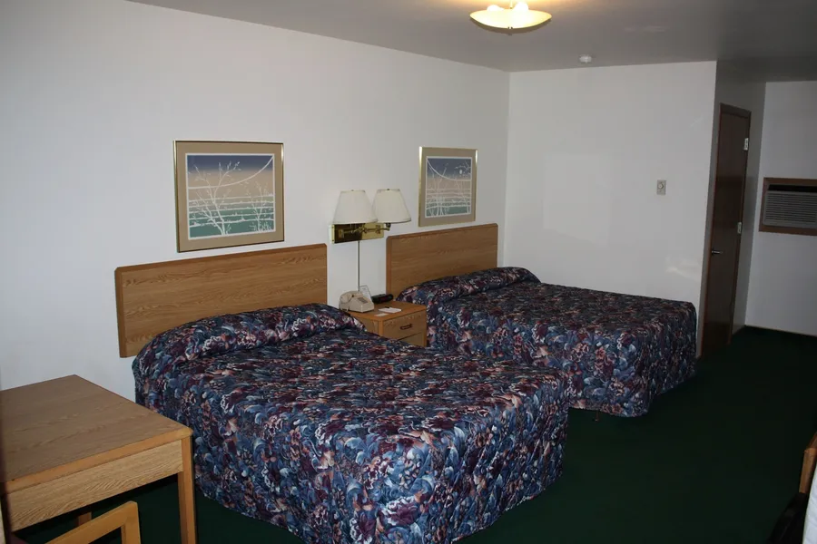Econo Lodge Waupaca hotel detail image 6
