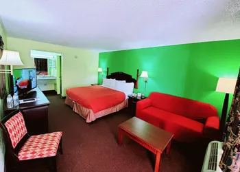 Executive Inn hotel thumbnail 5