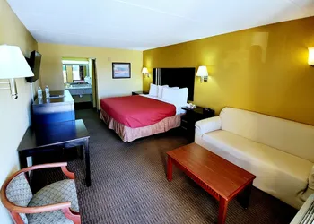 Executive Inn hotel thumbnail 8