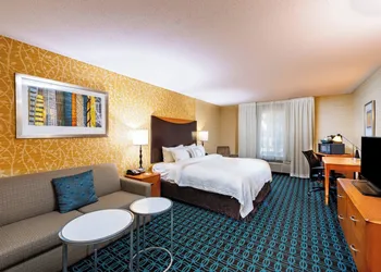 Fairfield Inn by Marriott Battle Creek hotel thumbnail 3
