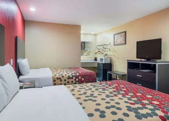 Econo Lodge Lake Charles University Area hotel thumbnail 7