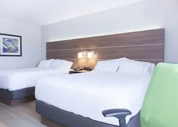 Holiday Inn Express & Suites Charlottetown by IHG hotel thumbnail 6