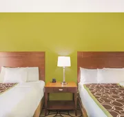 La Quinta Inn & Suites by Wyndham Conference Center Prescott hotel detail image 7