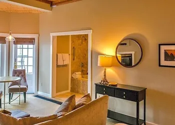 MacCallum House Inn hotel thumbnail 5