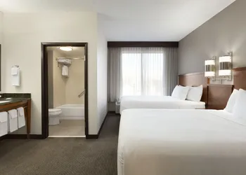 BNA Suites hotel thumbnail 2