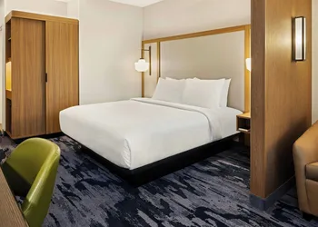 Fairfield Inn & Suites by Marriott Cedar Rapids North hotel thumbnail 8