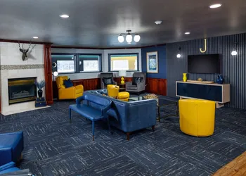 Hotel J Green Bay hotel thumbnail 6