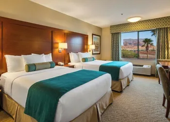 Yuma Inn & Suites hotel thumbnail 3