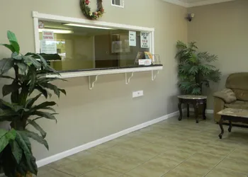 Sunrise Inn hotel thumbnail 4