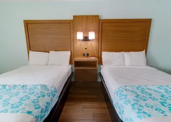 Seashire Inn & Suites hotel thumbnail 5