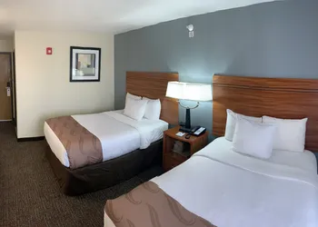 Quality Inn Gillette hotel thumbnail 8