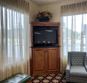 Super 8 by Wyndham Valdosta Mall hotel detail image 3