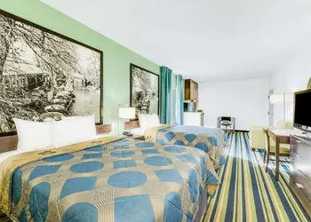 Super 8 by Wyndham Cotulla TX hotel thumbnail 4
