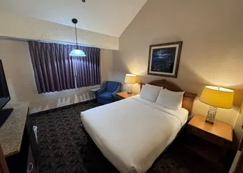 Promenade Inn & Suites Oceanfront hotel thumbnail 8